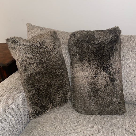 RH Throw Pillows - Picture 2 of 3